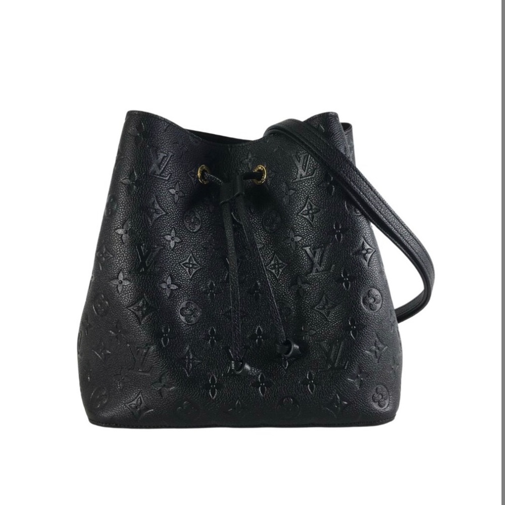Louis Vuitton bucket bag👌🏻